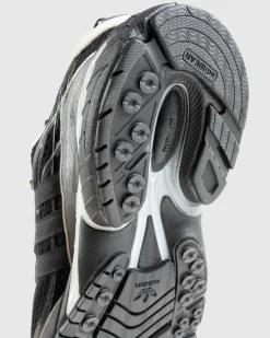 adidas Adistar Cushion Core Black/Dark Brown/Earth Strata- Sneakers
