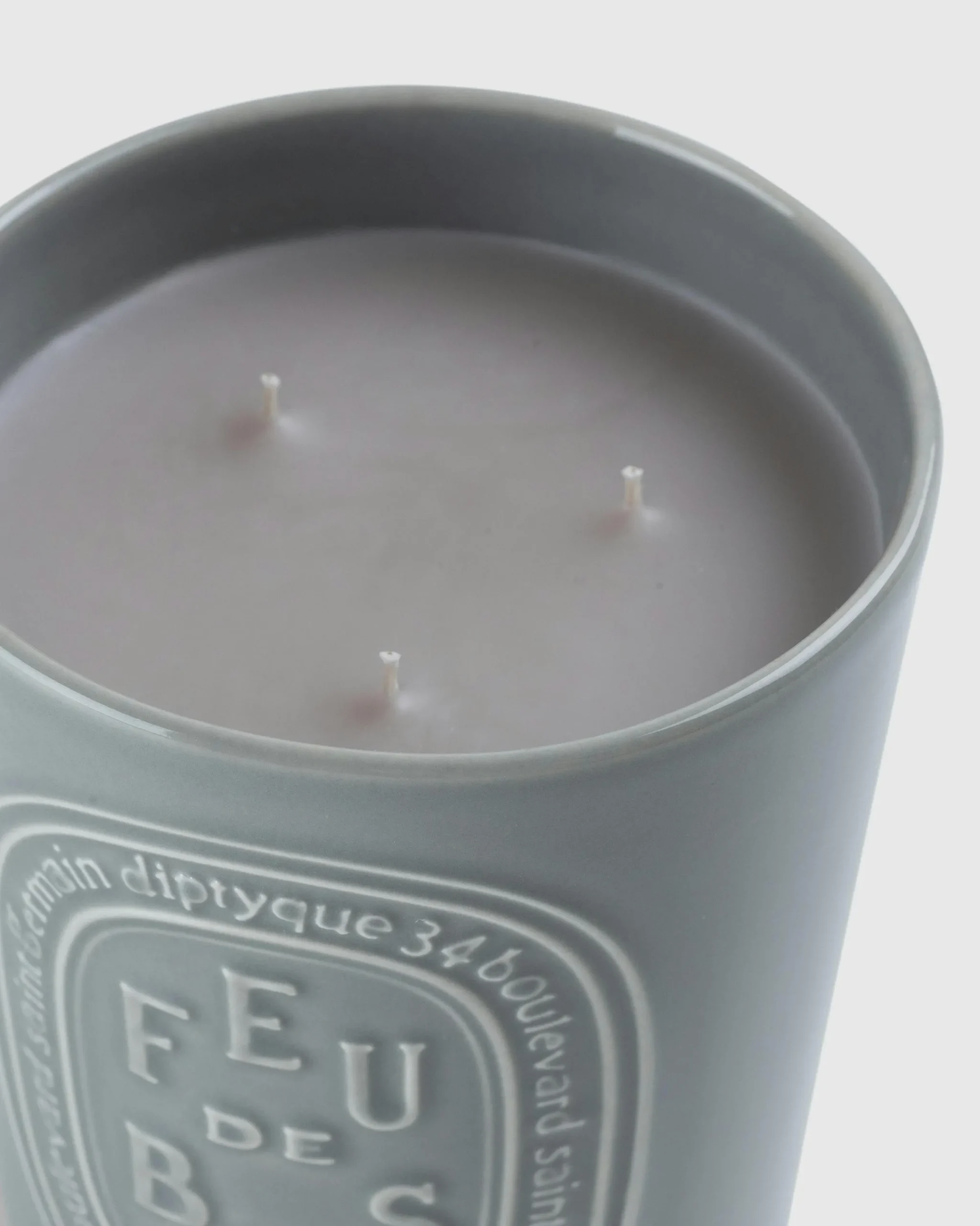 Diptyque Candle Feu de Bois 600g- Candles & Fragrances
