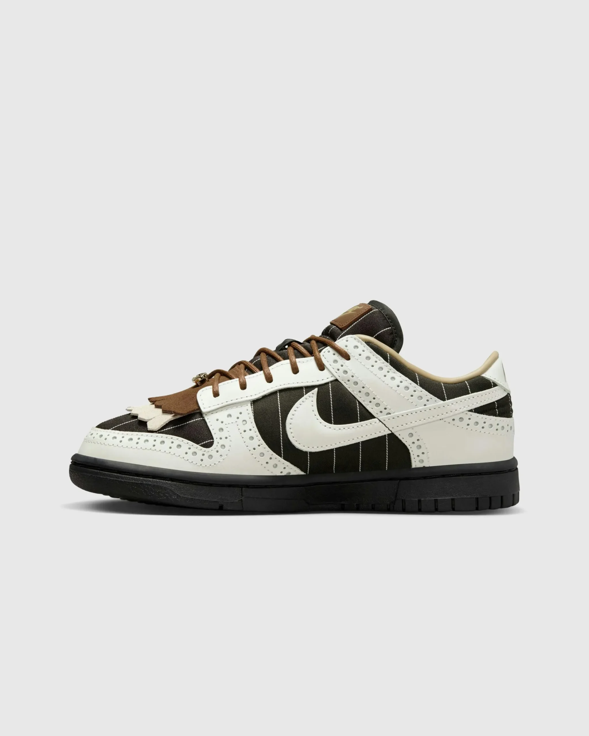 Nike Dunk Low LX Black/Summit White- Sneakers
