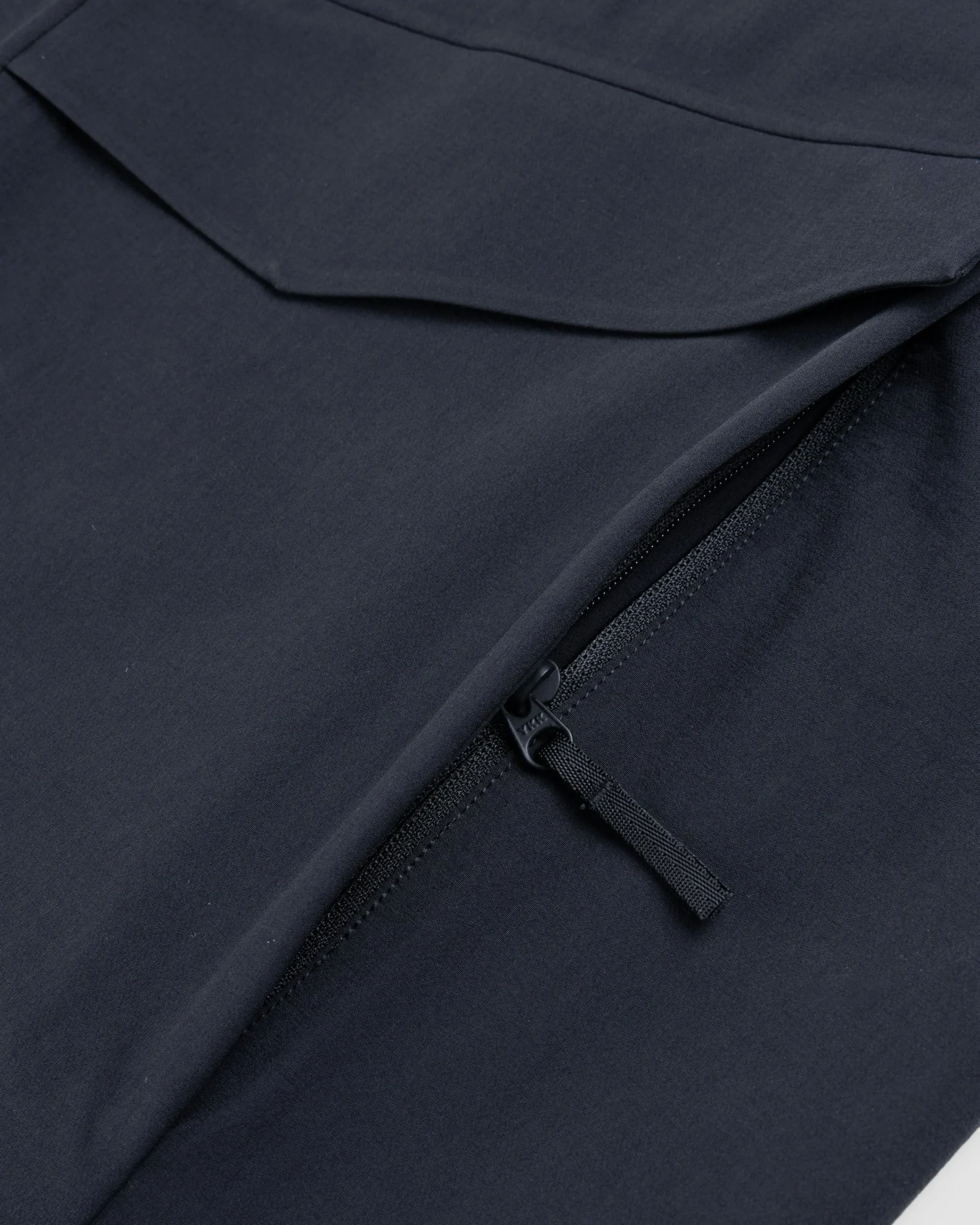 Veilance Field Softshell Jacket M- Outerwear
