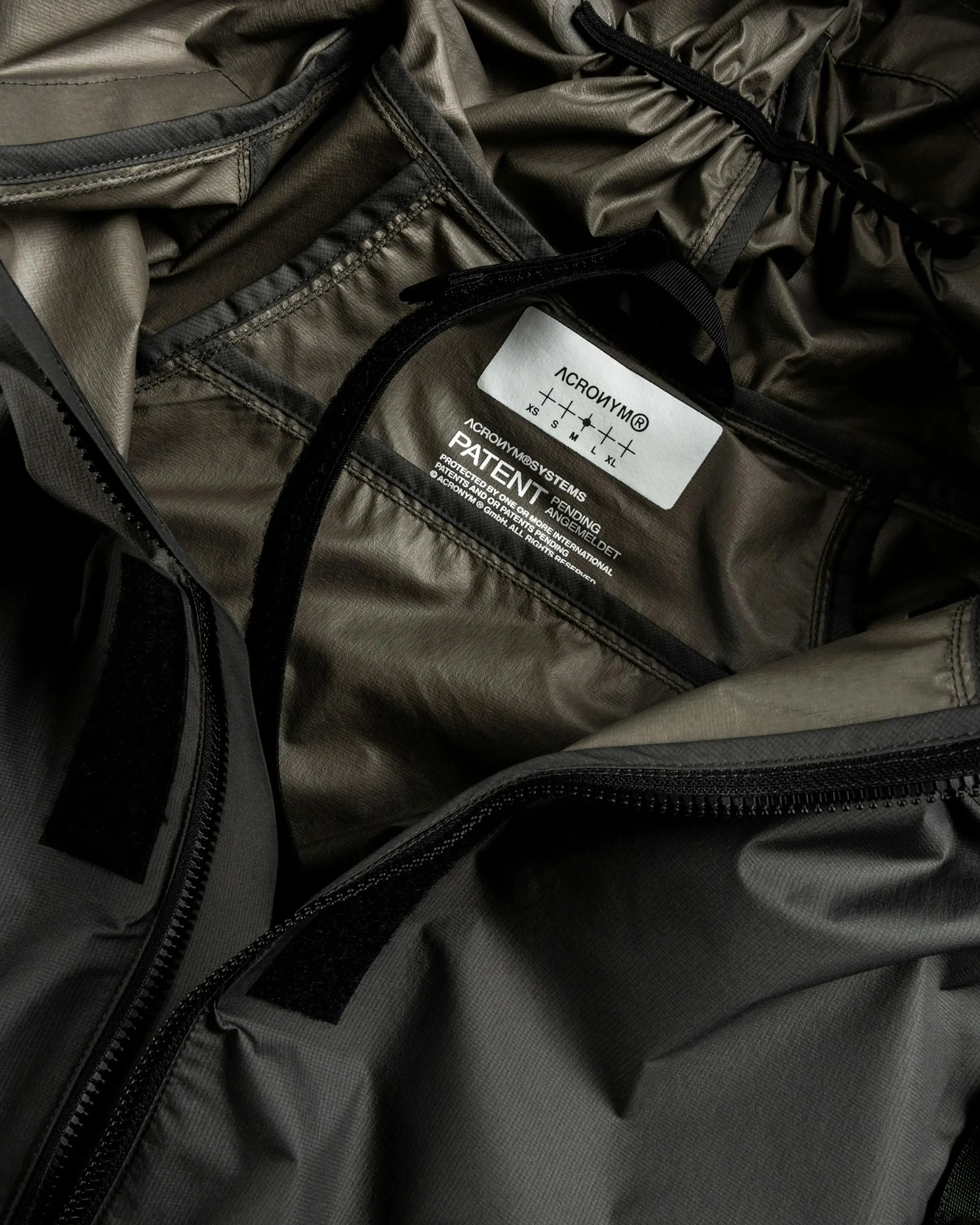 ACRONYM J118-WS Jacket- Outerwear