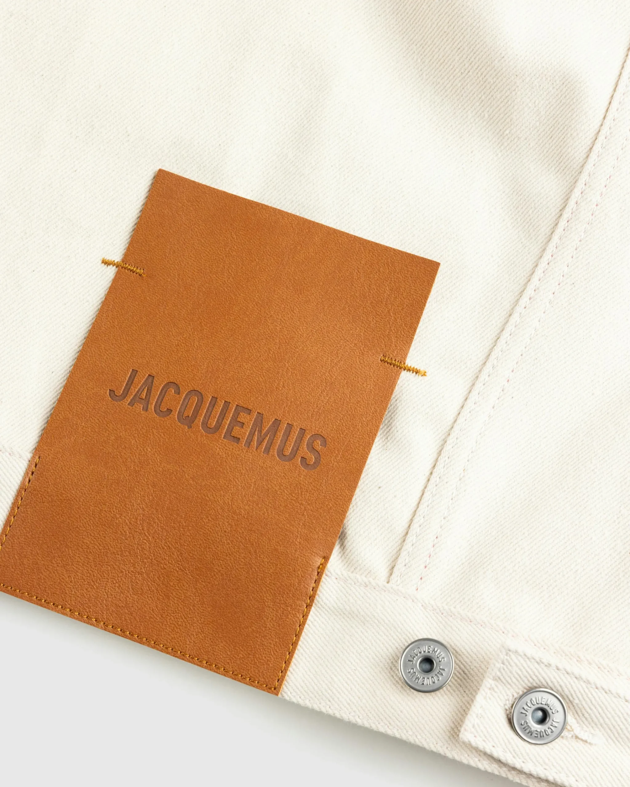 JACQUEMUS La Veste De-Nimes Off-White/Red Stripe- Outerwear