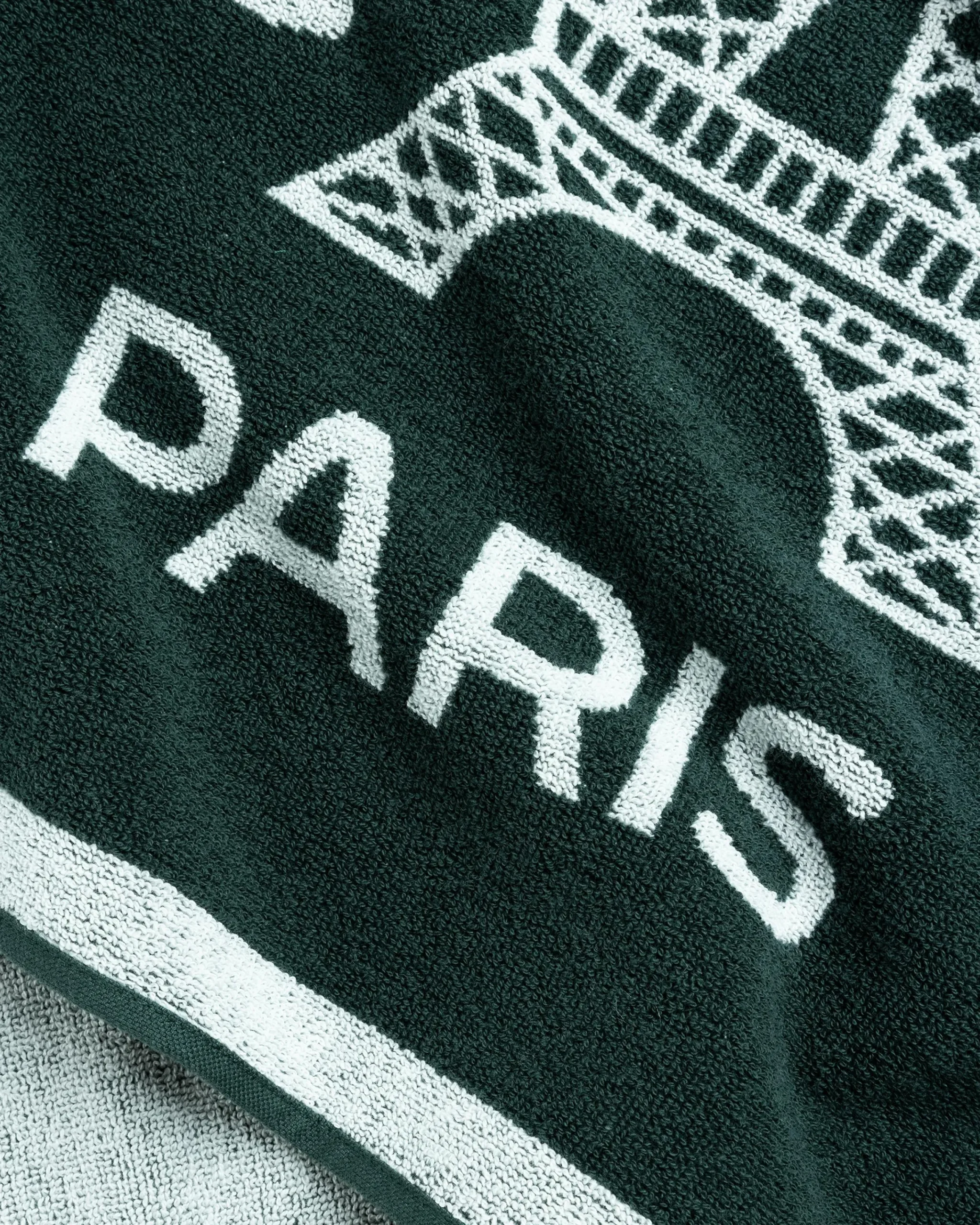 Lacoste Not In Paris Towel- Textiles