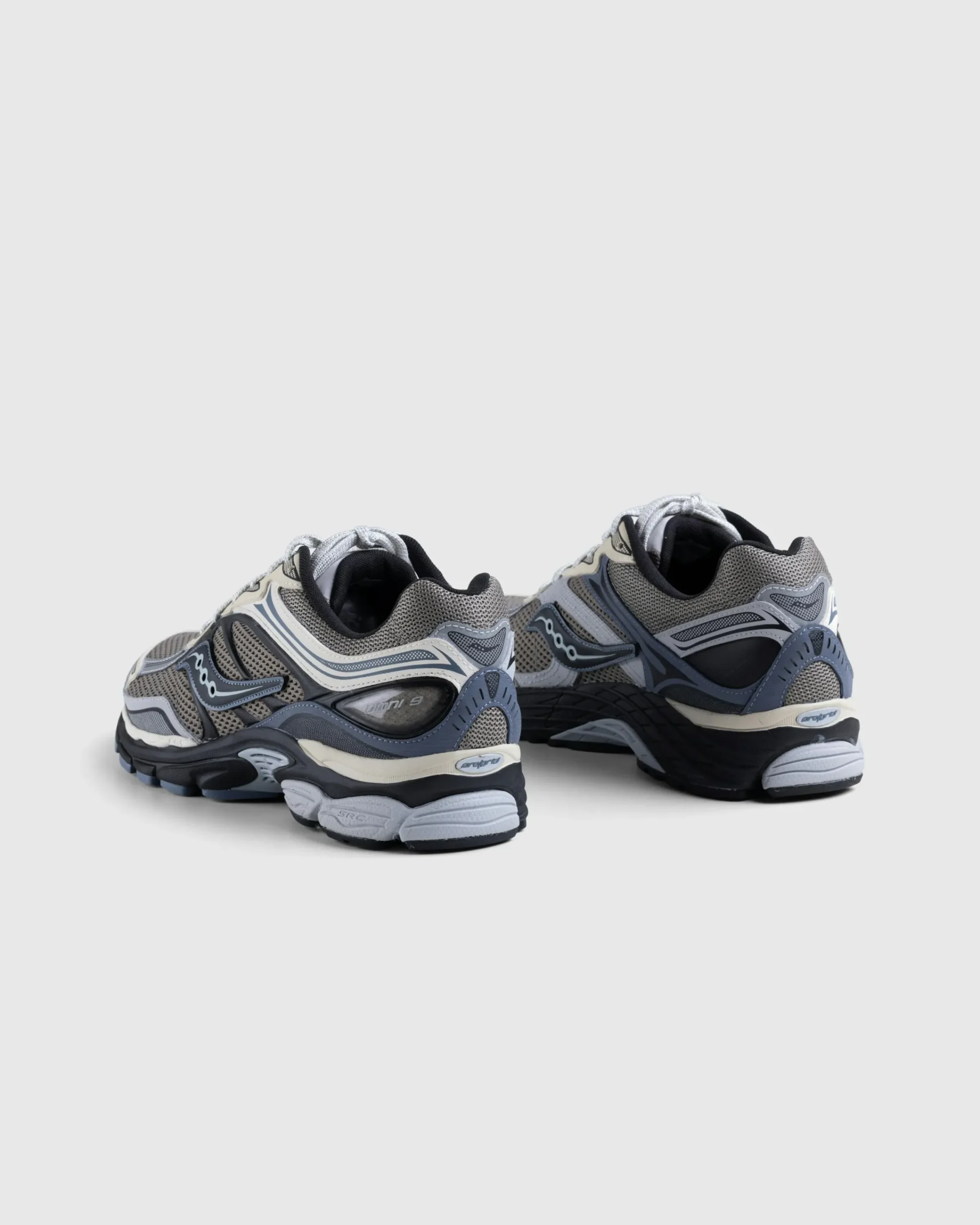 Saucony ProGrid Omni 9- Sneakers
