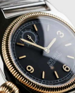 Vague Watch Co. Soloist Coussin BEGINNING- Watches