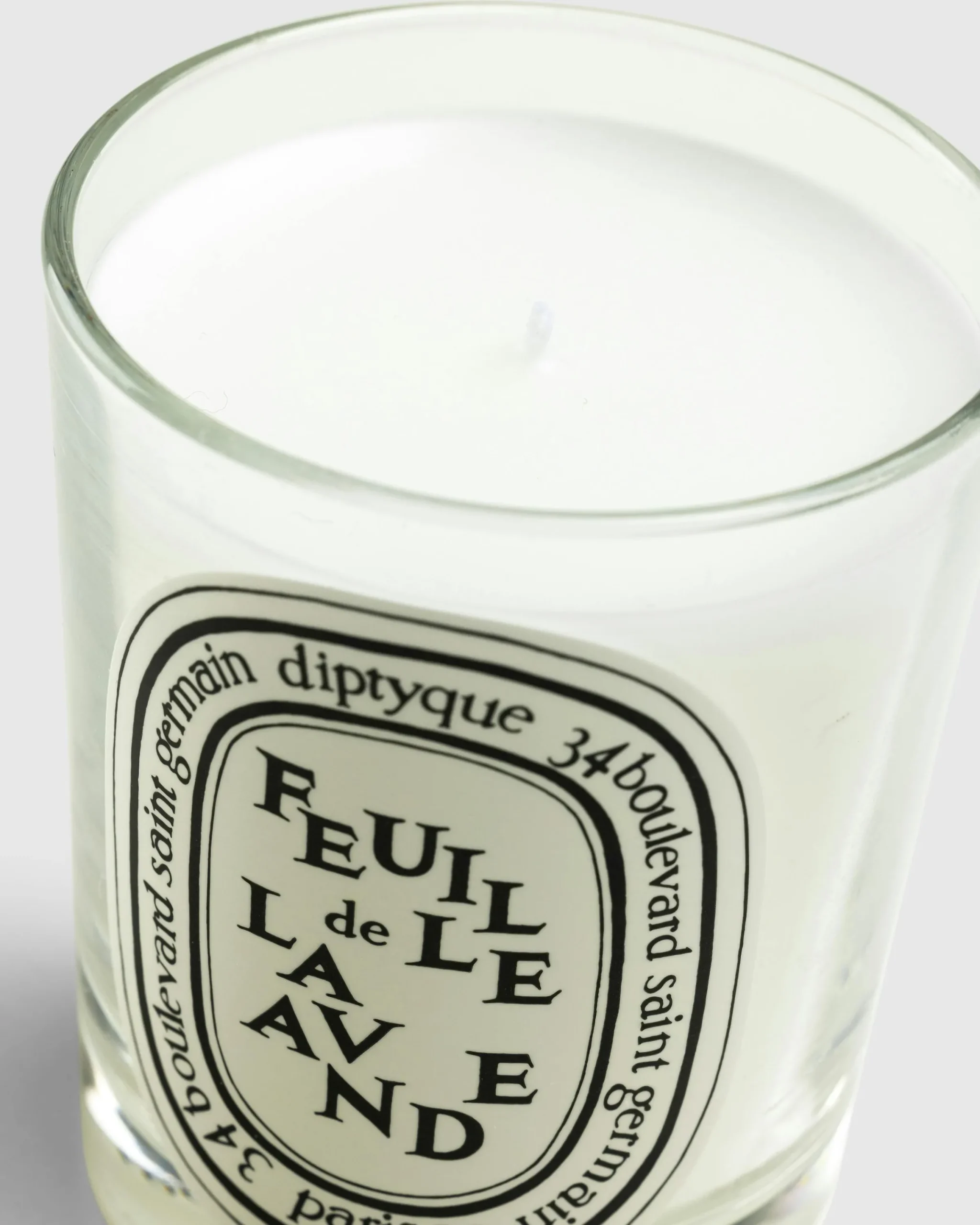 Diptyque Standard Candle Feuille de Lavande 190g- Candles & Fragrances