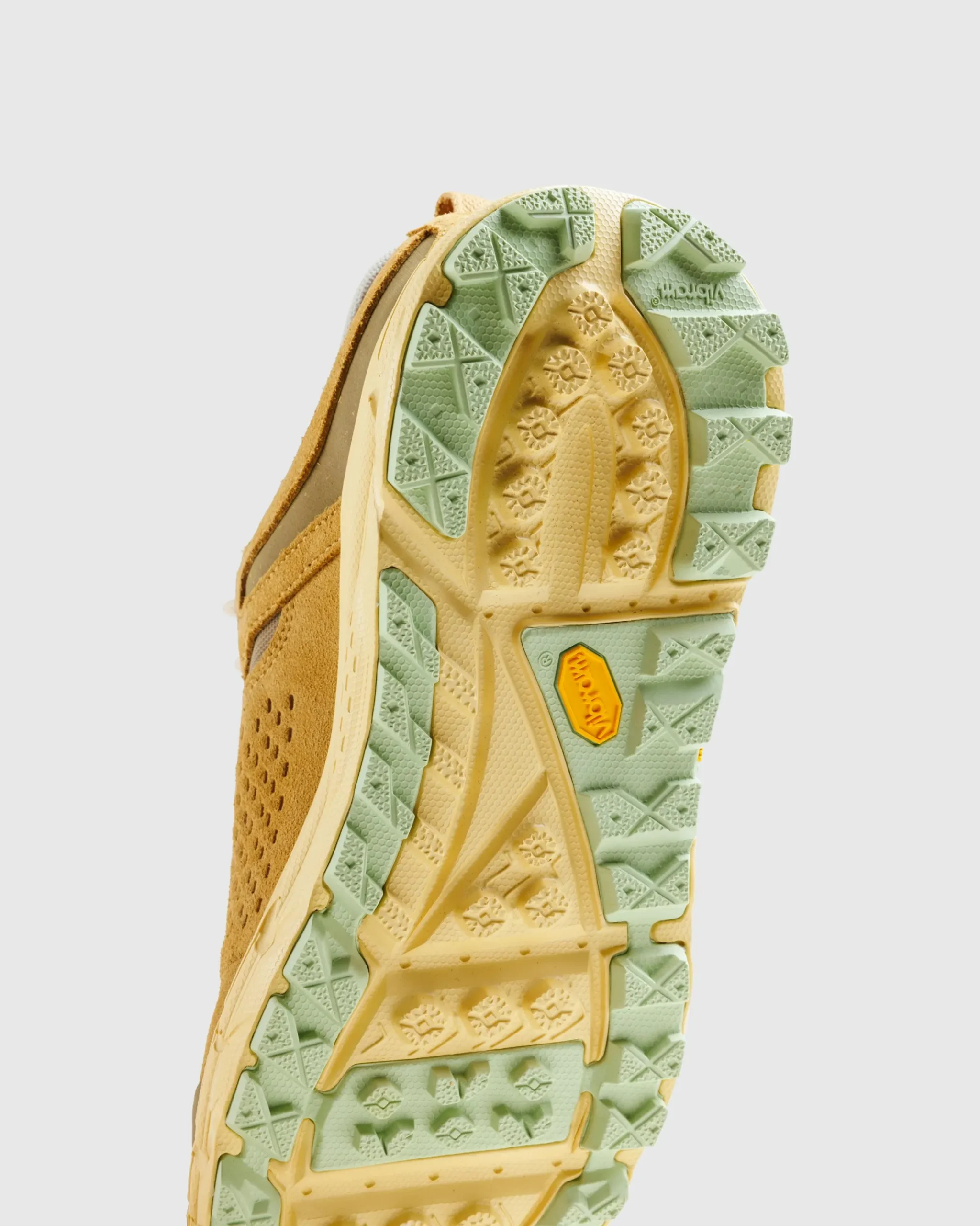 HOKA Tor Ultra Lo Wheat/Mushroom- Sneakers