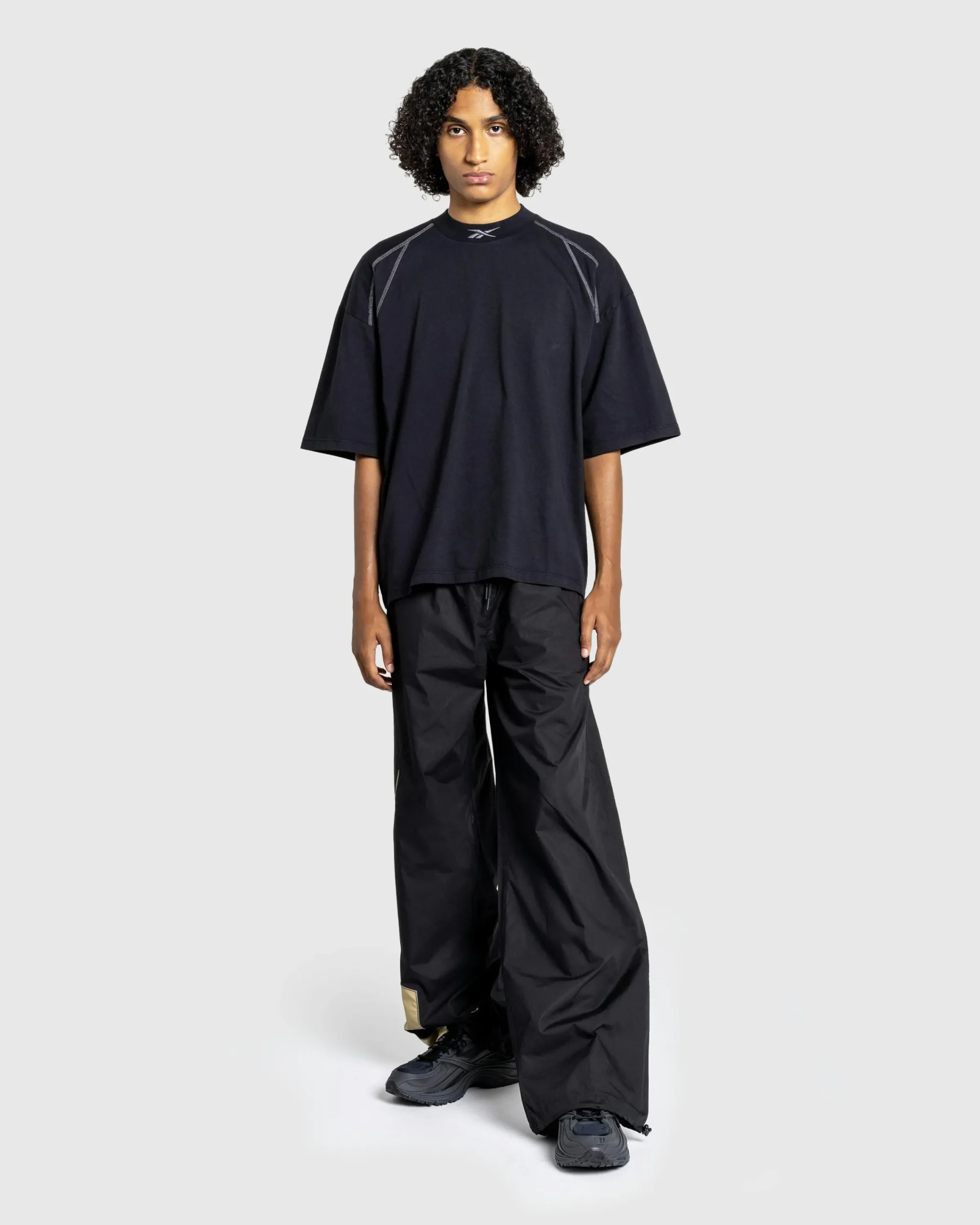 Reebok LTD Unisex Uniform Tee SS Black Shadow- Tops