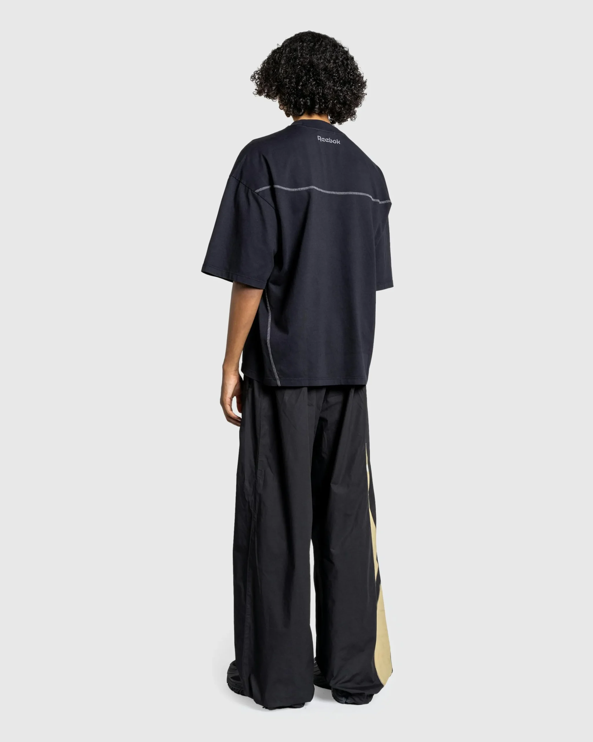 Reebok LTD Unisex Uniform Tee SS Black Shadow- Tops