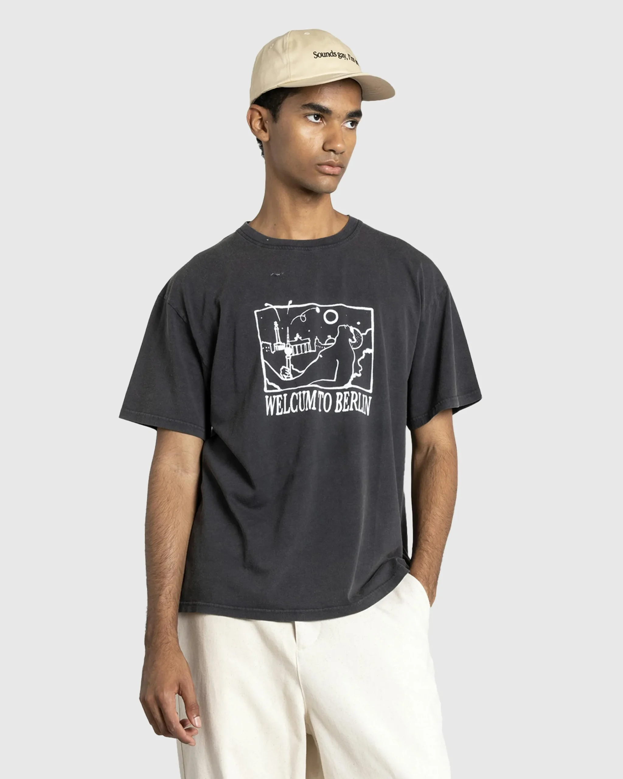Carne Bollente Welcum to Berlin T-Shirt- Tops